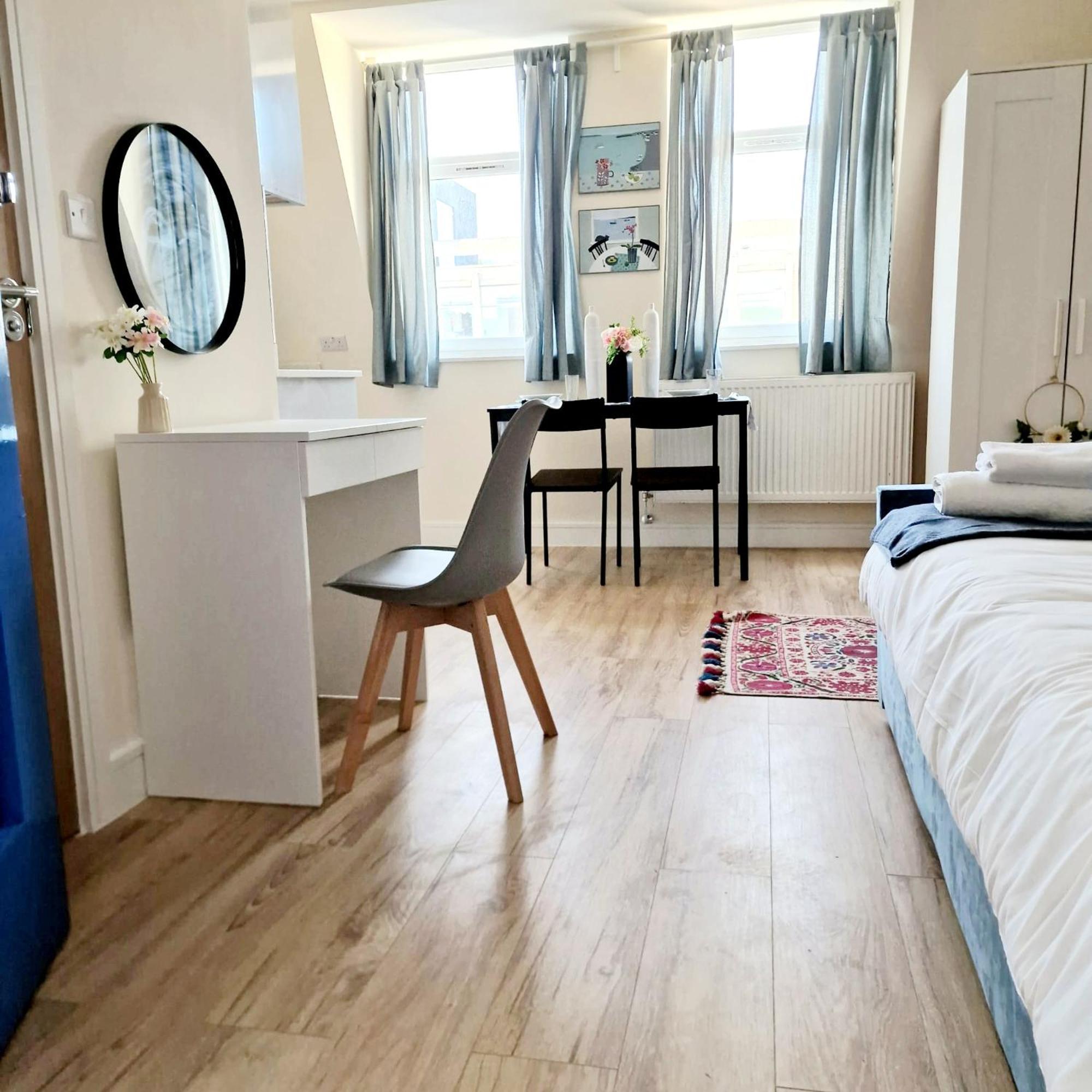Crendon House Boutique Hotel High Wycombe Buckinghamshire Extérieur photo