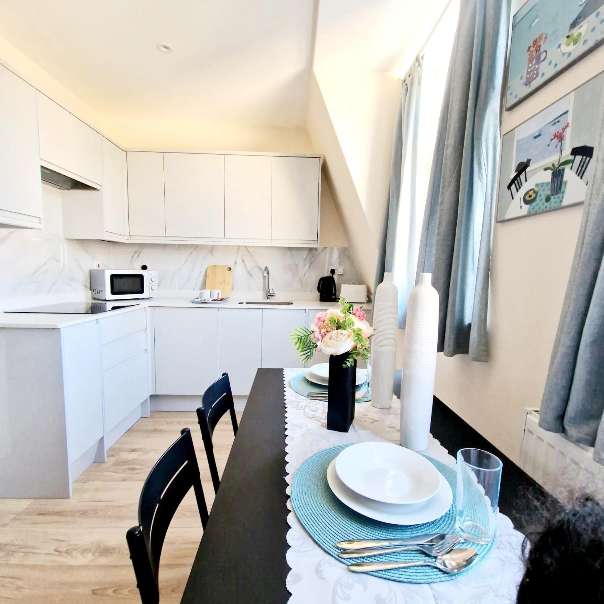 Crendon House Boutique Hotel High Wycombe Buckinghamshire Extérieur photo